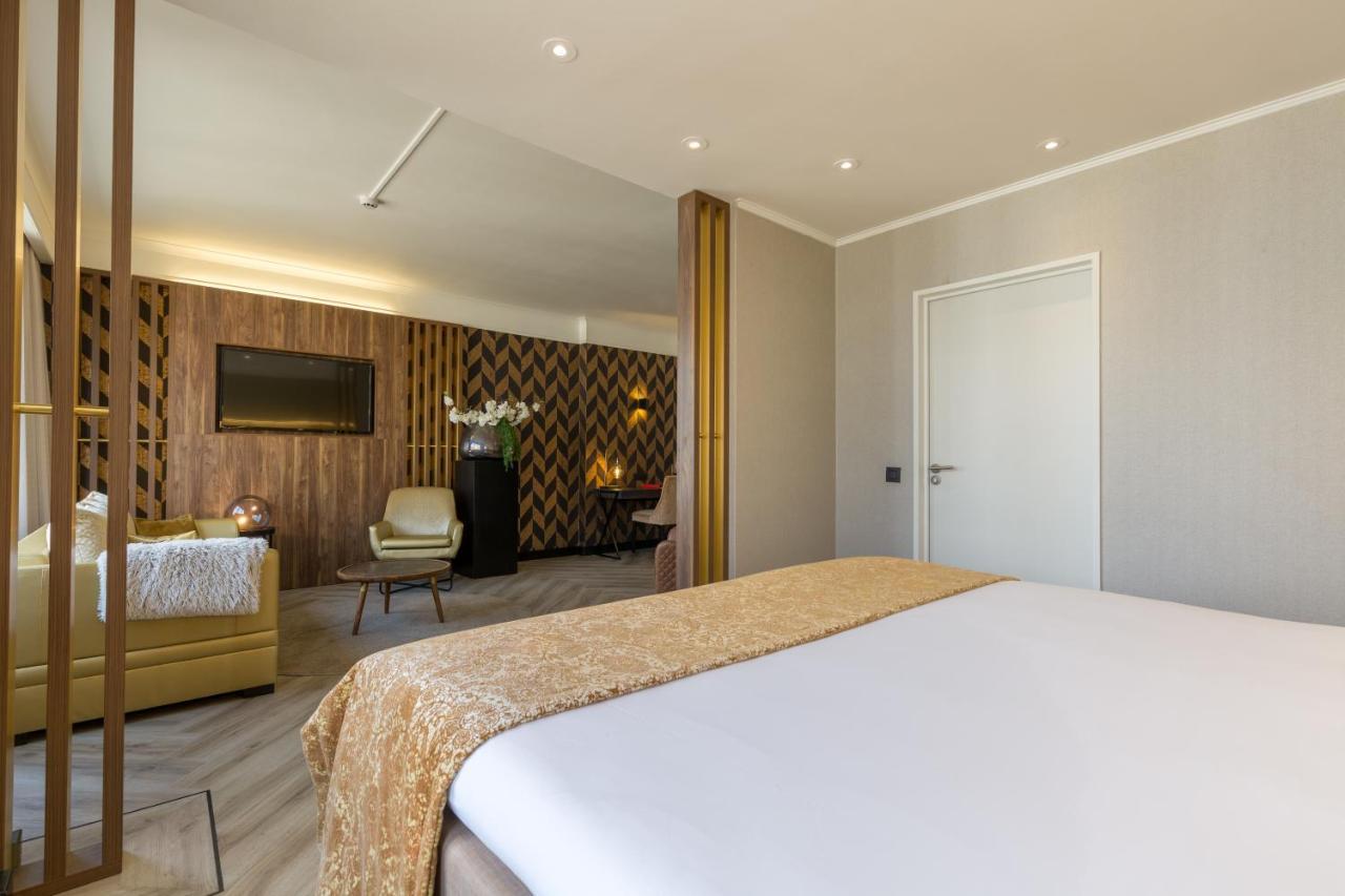 Leonardo Hotel Antwerp The Plaza Екстериор снимка
