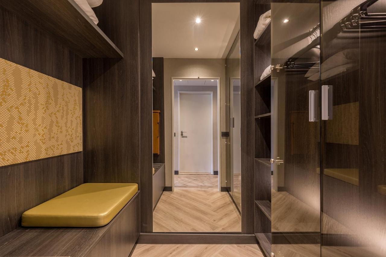 Leonardo Hotel Antwerp The Plaza Екстериор снимка