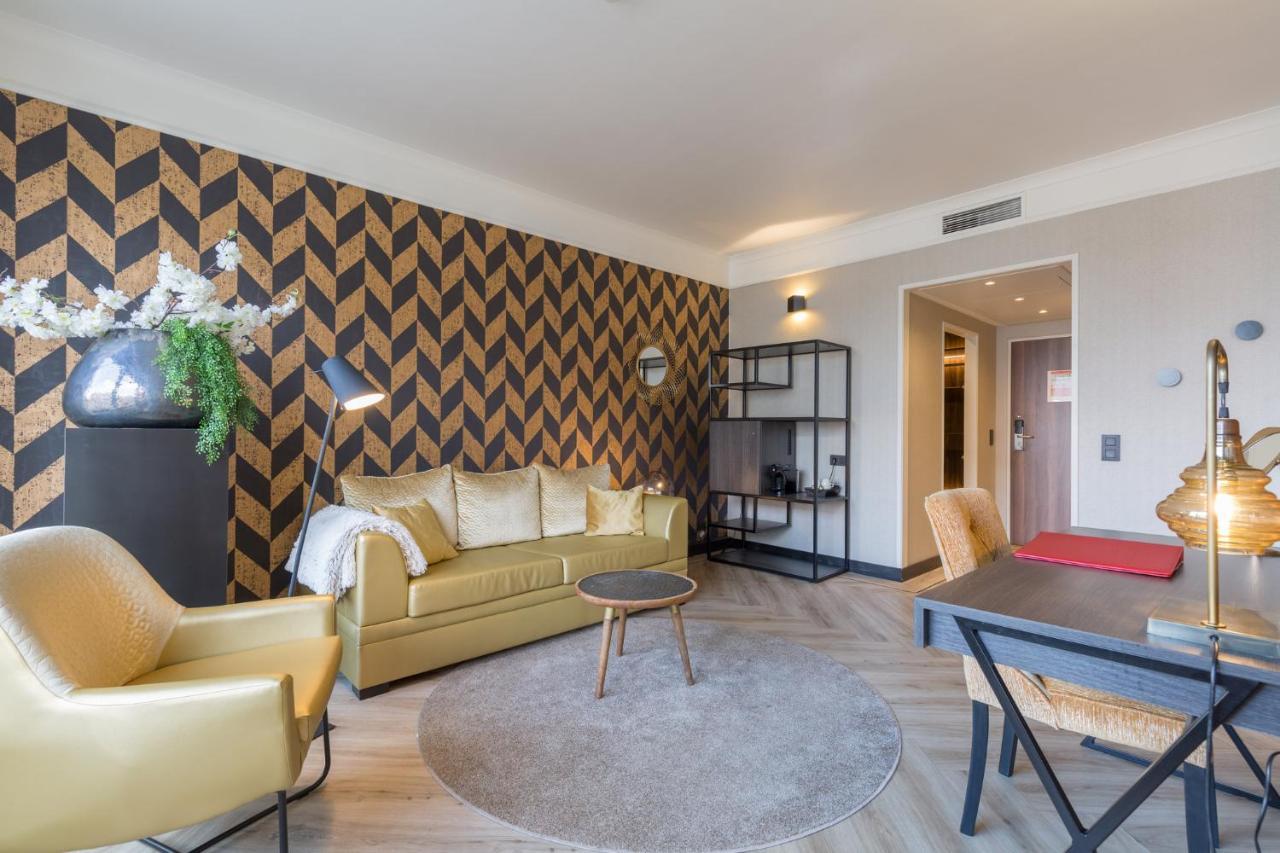 Leonardo Hotel Antwerp The Plaza Екстериор снимка