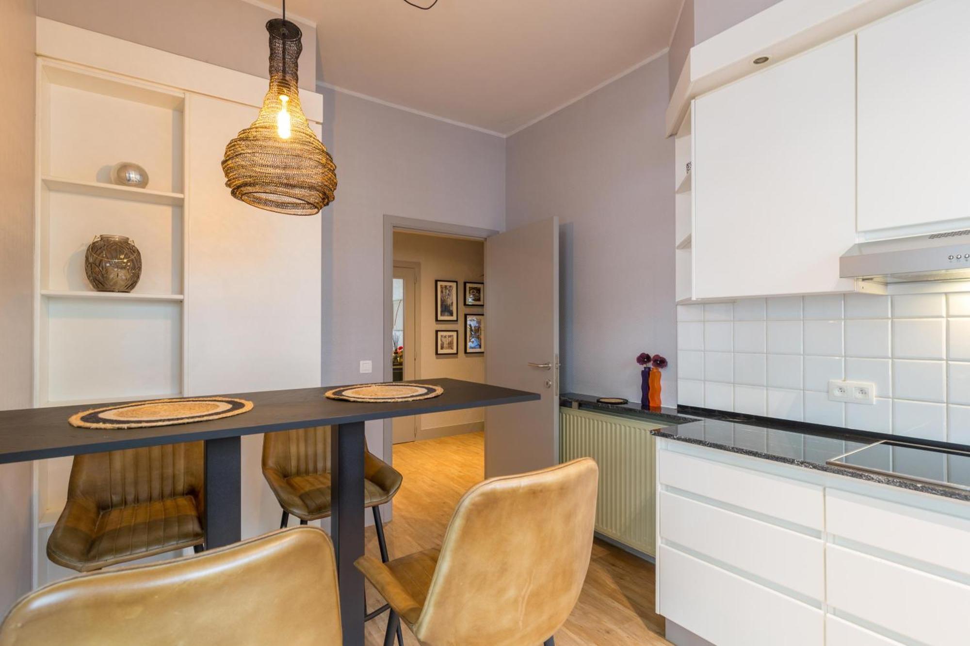 Leonardo Hotel Antwerp The Plaza Екстериор снимка