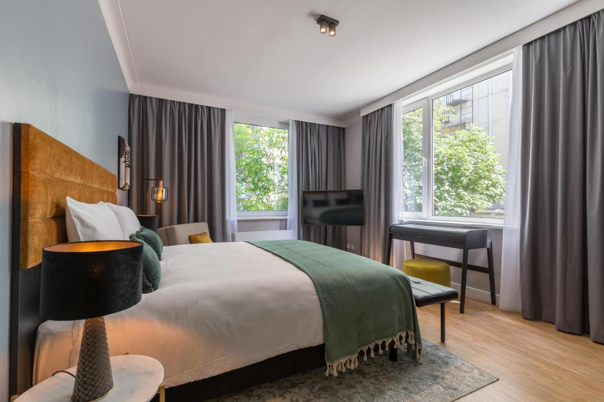 Leonardo Hotel Antwerp The Plaza Екстериор снимка