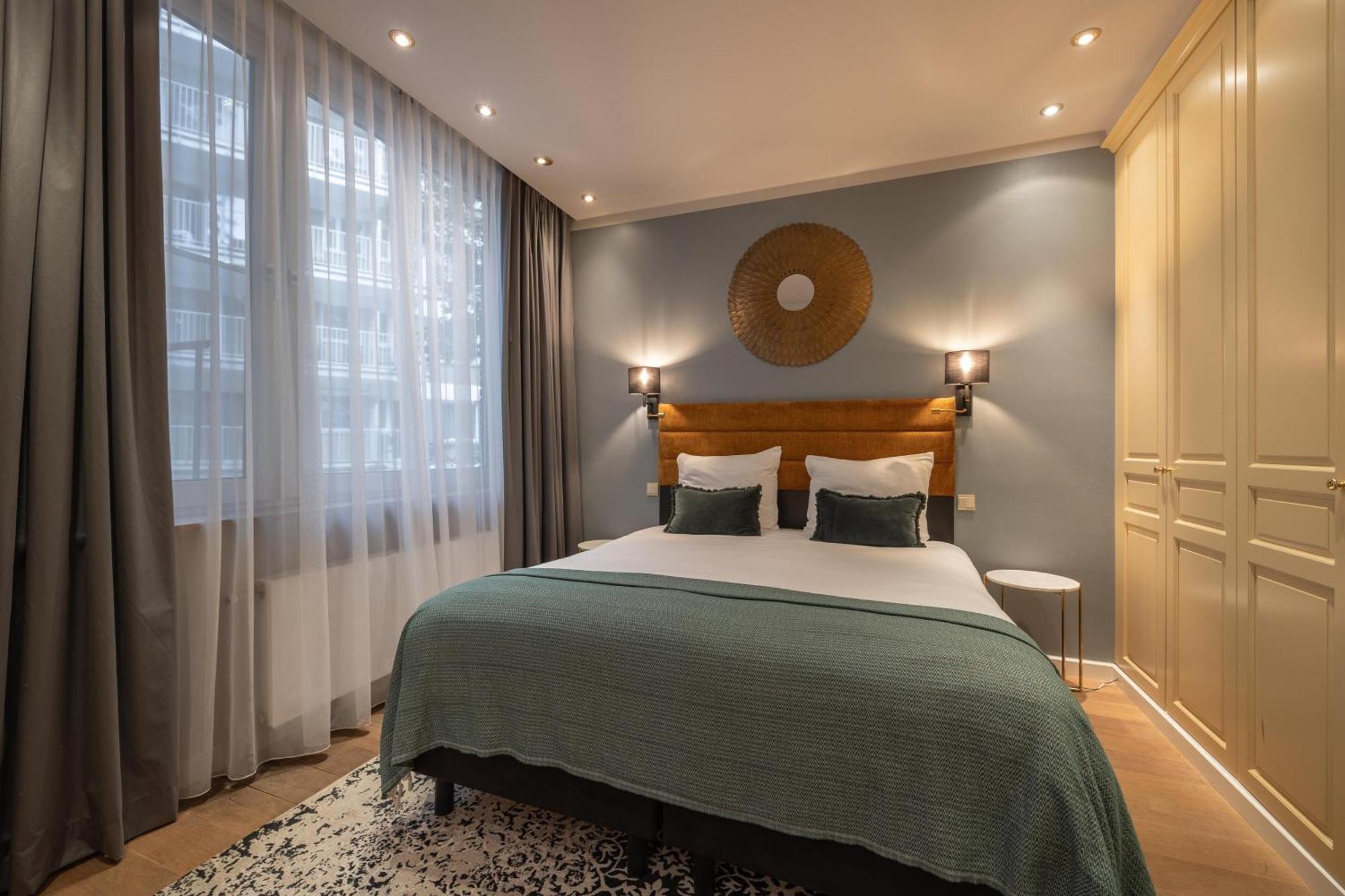 Leonardo Hotel Antwerp The Plaza Екстериор снимка