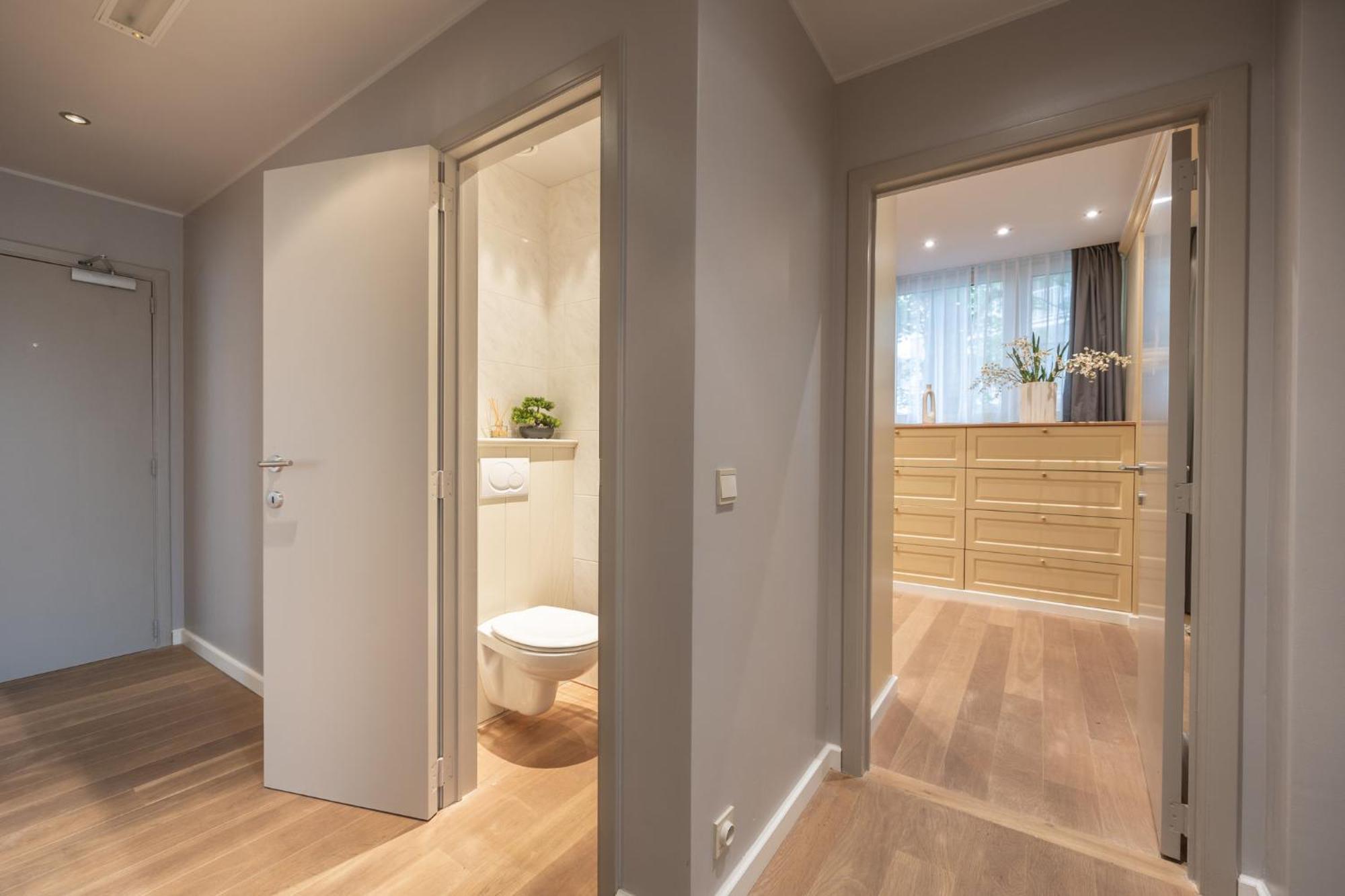 Leonardo Hotel Antwerp The Plaza Екстериор снимка