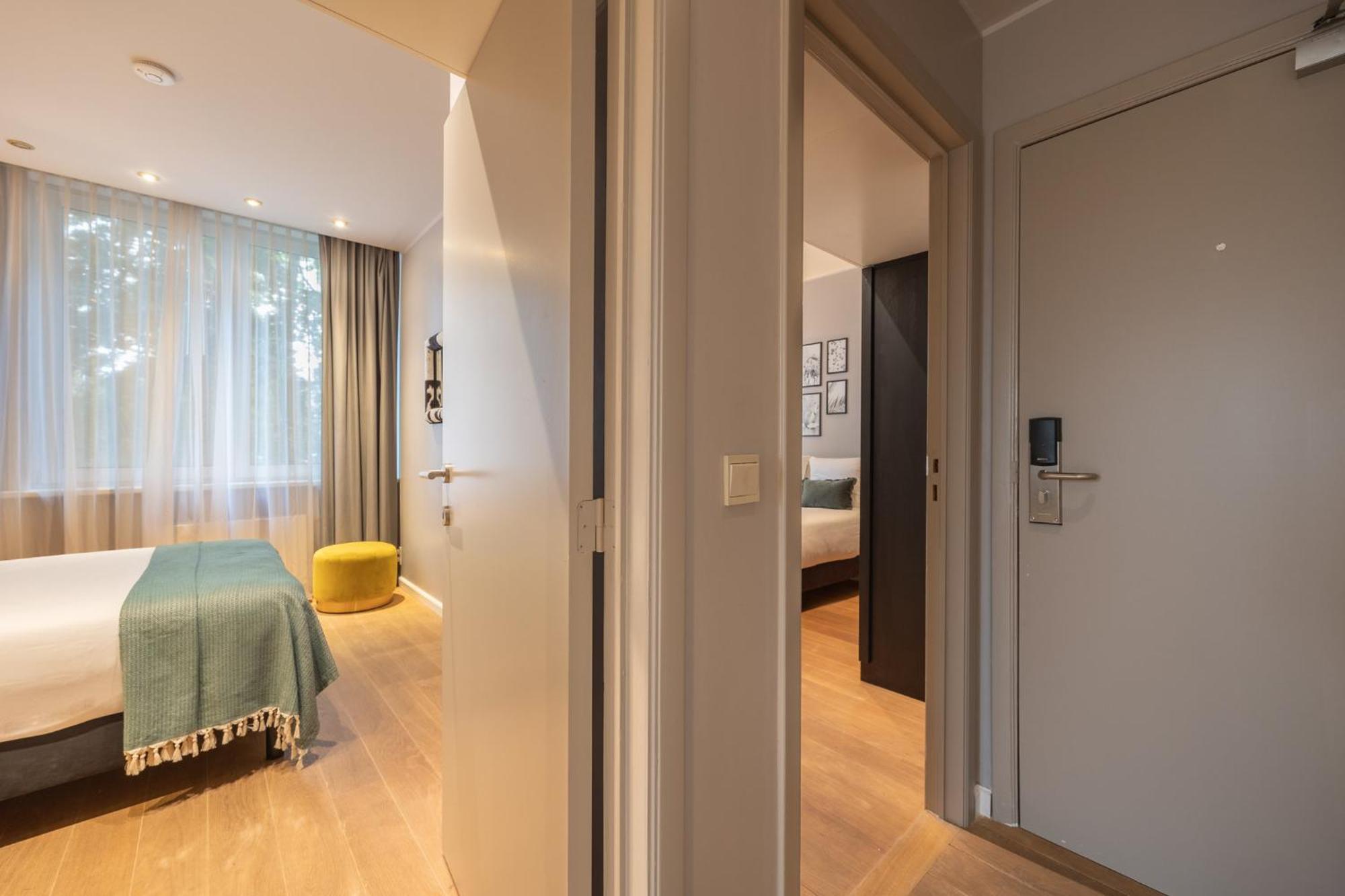 Leonardo Hotel Antwerp The Plaza Екстериор снимка
